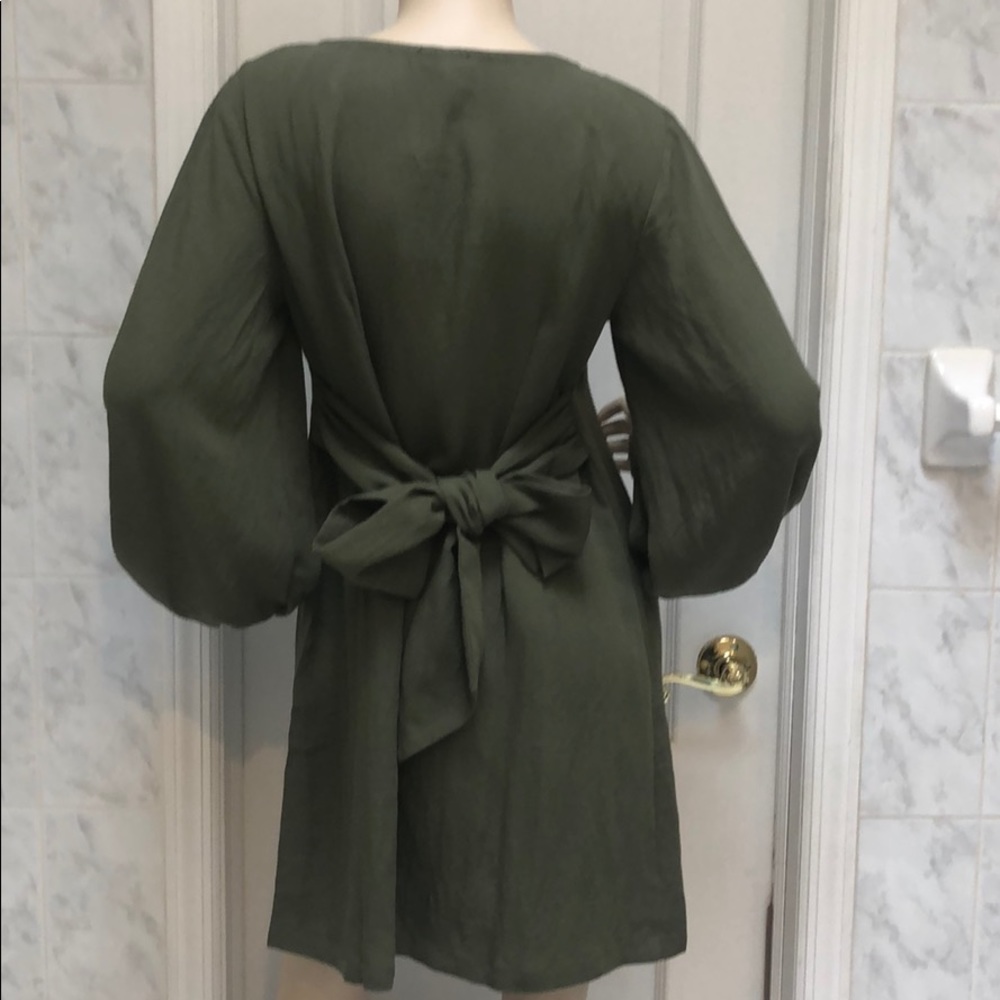 TIE FRONT OR BACK BELTED OLIVE DRESS - Picture 3 of 8